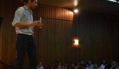 El diputado nacional del PRO, Iv�n Petrella present� su libro en San Juan