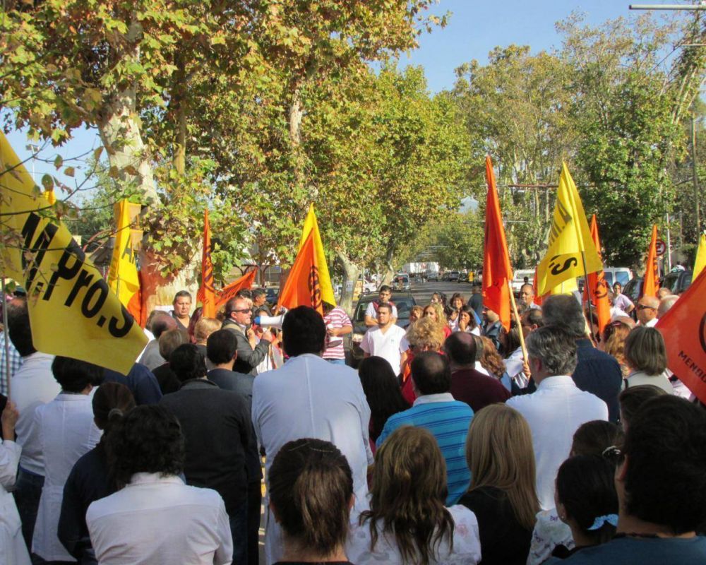 Si no hay acuerdo, los estatales prometen empa�ar el �ltimo discurso de P�rez
