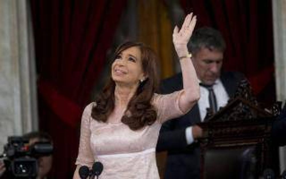 Cristina encabeza acto en San Mart�n junto a Scioli y Alak