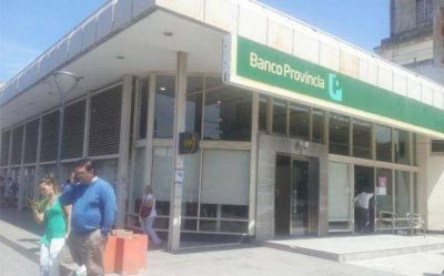 Piden que haya m�s empleados en el Banco Provincia de Pilar para acelerar la atenci�n