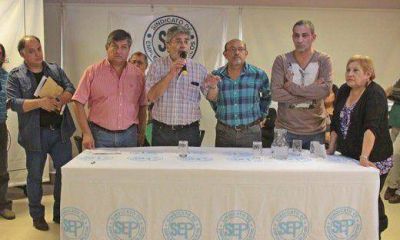 SEP en estado de alerta: se moviliza por regularizaci�n de 8.000 �precarizados�