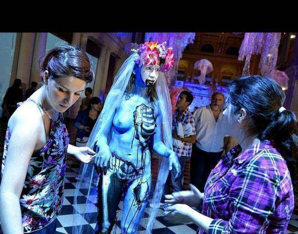 El Festival Internacional de Body Painting fascin� al p�blico y tuvo una ganadora platense