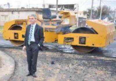 El municipio anunci� la pavimentaci�n de 120 calles en distintos barrios