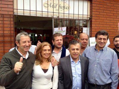 Comenz� la pelea por Las Heras: a una semana de las PASO, Cobos y Cornejo se mostraron junto al rival de Ciurca