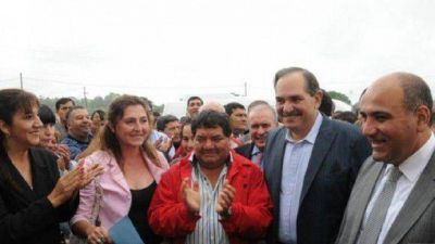 Alperovich celebr� el regreso de los mellizos Orellana al FpV