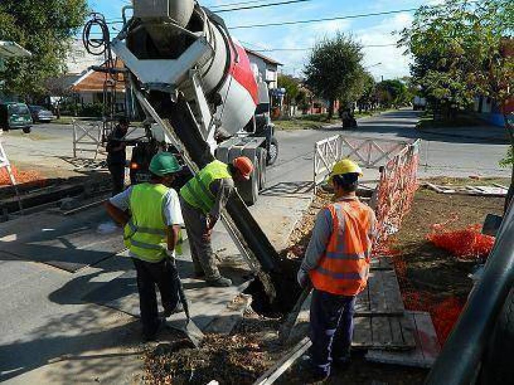 OSSE trabaja en la construcci�n de nuevos sumideros en el barrio San Cayetano
