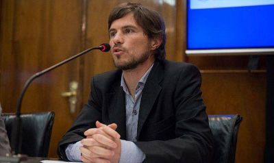 Costa asegur� que la inflaci�n no superar� el 20% en 2015
