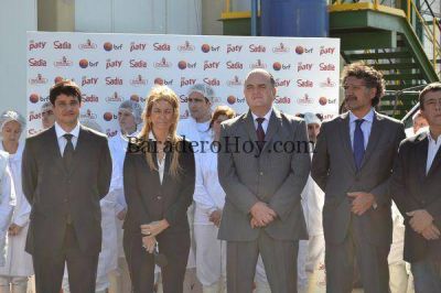 La Ministro de Industria D�bora Giorgi estuvo en Baradero.