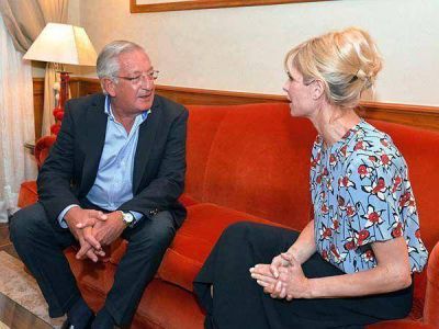 Fellner recibi� a Karina Rabolini