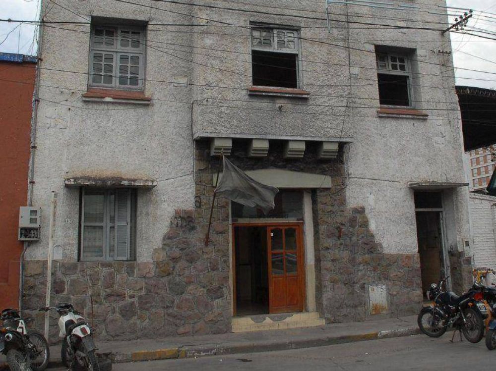 Detienen a un jefe policial y un efectivo por supuestos robos