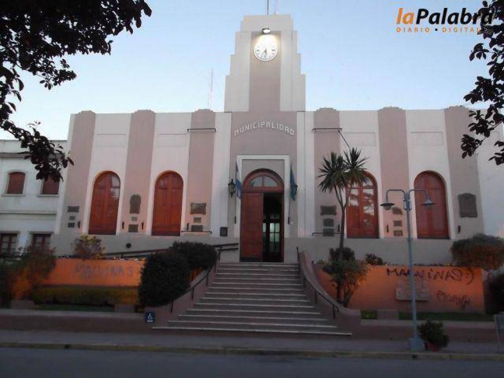 Cerca de 300 estudiantes se beneficiar�n con el boleto, becas y residencias estudiantiles en Patagones