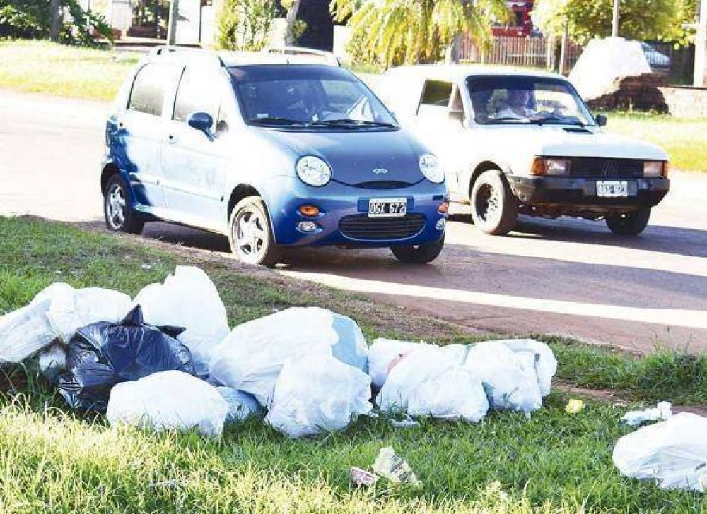 El conflicto de poderes paraliz� los servicios p�blicos en Santa Ana