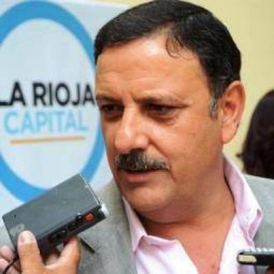Quintela le baj� el pulgar a Mart�nez: �No tiene chance de ganar�