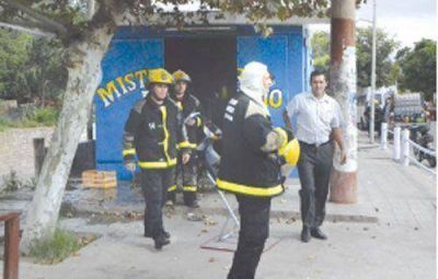 Incendio provoc� da�os en conocido comercio