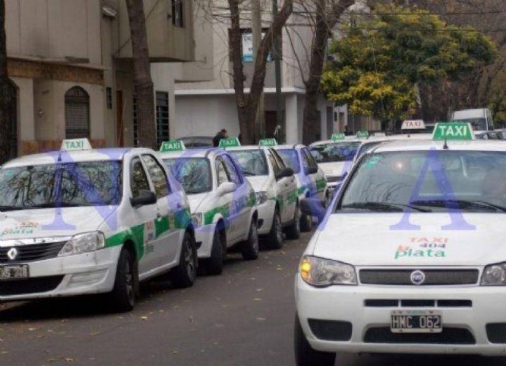 Solicitan que los taxis lleven leyendas que concienticen sobre la donaci�n de sangre y �rganos