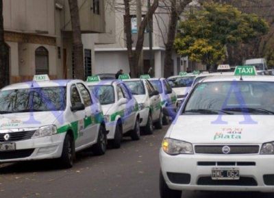 Solicitan que los taxis lleven leyendas que concienticen sobre la donaci�n de sangre y �rganos