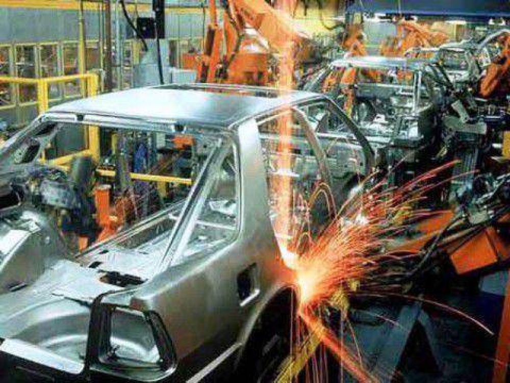 Realidad inc�moda: se enfr�a la econom�a