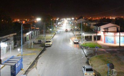Se renueva el parque lum�nico en Presidente Per�n