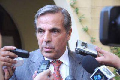 Sapag eval�a realizar cambios en el Gabinete