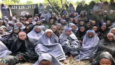 Tropas nigerianas rescataron a 200 chicas y casi 100 mujeres en manos de Boko haram
