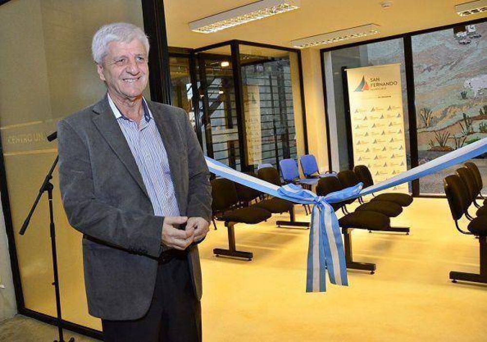 Luis Andreotti inaugur� ampliaci�n del Centro Universitario Municipal