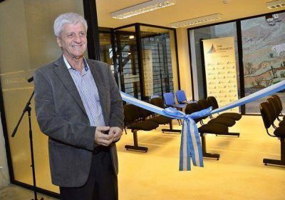 Luis Andreotti inaugur� ampliaci�n del Centro Universitario Municipal