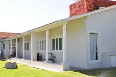 Trabajo a reglamento de los m�dicos del Hospital Eguiguren de 30 de Agosto