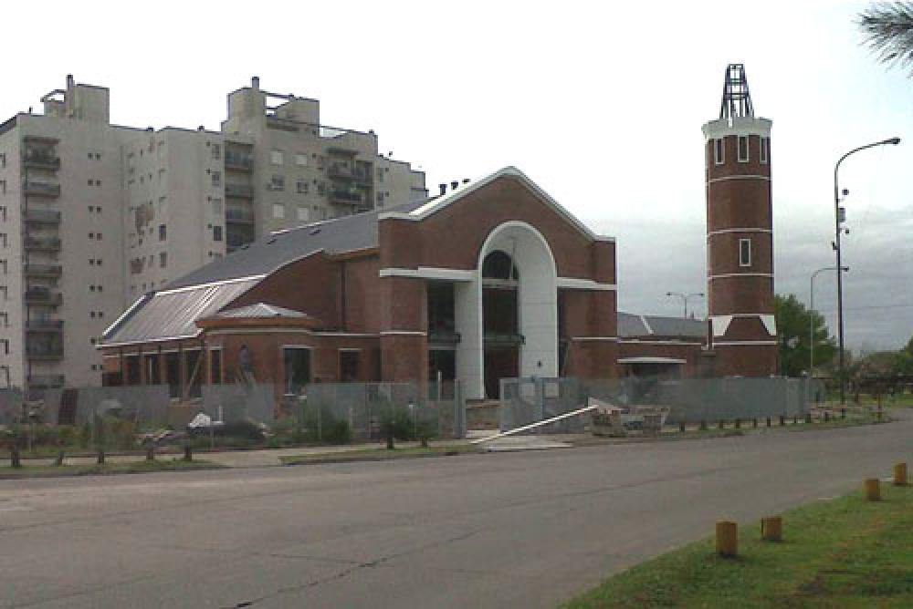 Inauguran y consagran un nuevo templo en Buenos Aires