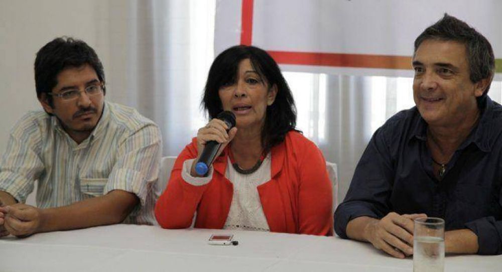 Nito Artaza present� un nuevo partido pol�tico