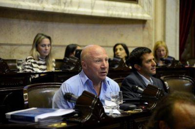 Mac Allister pide pensi�n para los campeones mundiales