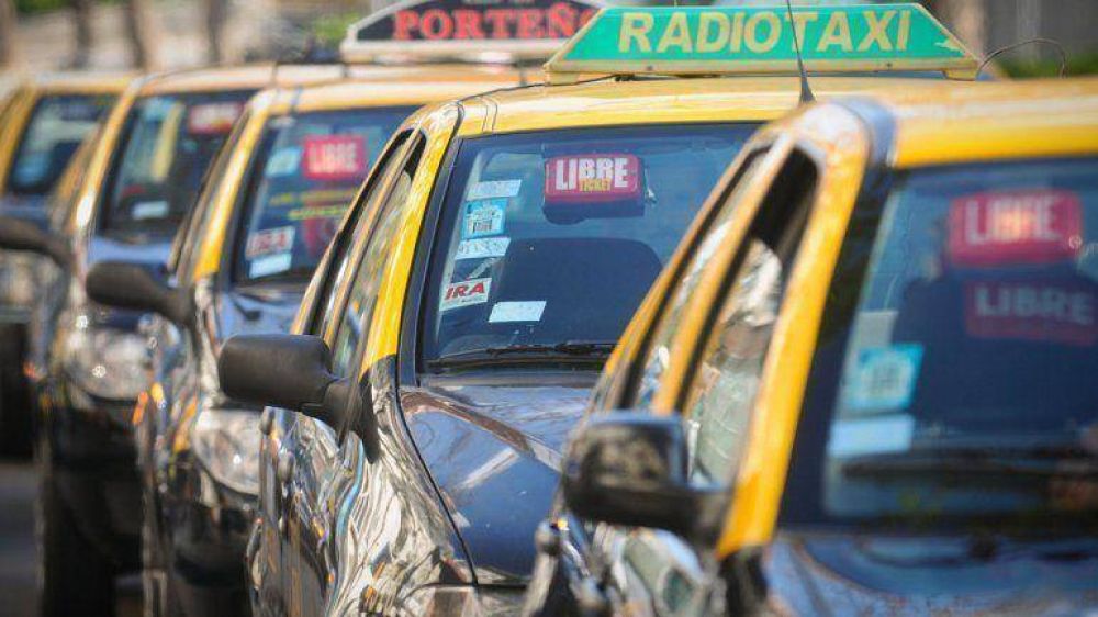  Sube el precio de los viajes en taxi