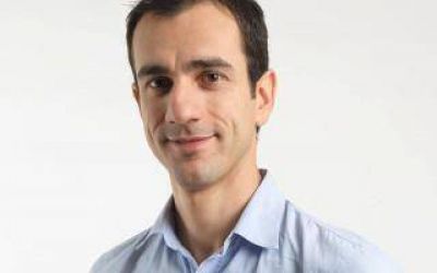 Elecciones 2015: El precandidato a Intendente por el Pro de Jun�n visit� Rivadavia