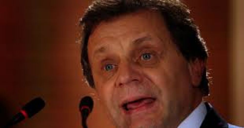 Pulti ,en el D�a del Trabajo, apost� por la inversi�n y la capacitaci�n para generar empleo