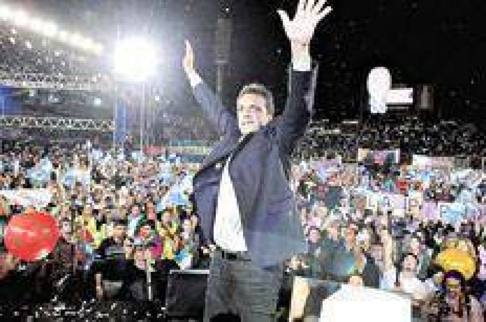 Quiere probar por la vereda del medio