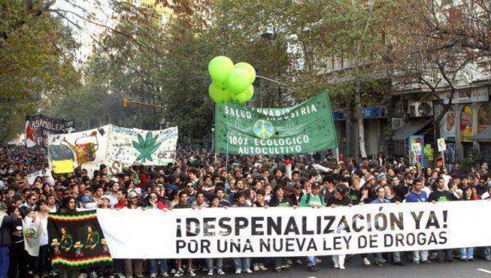 Argentina marcha por la legalizacin de la Marihuana