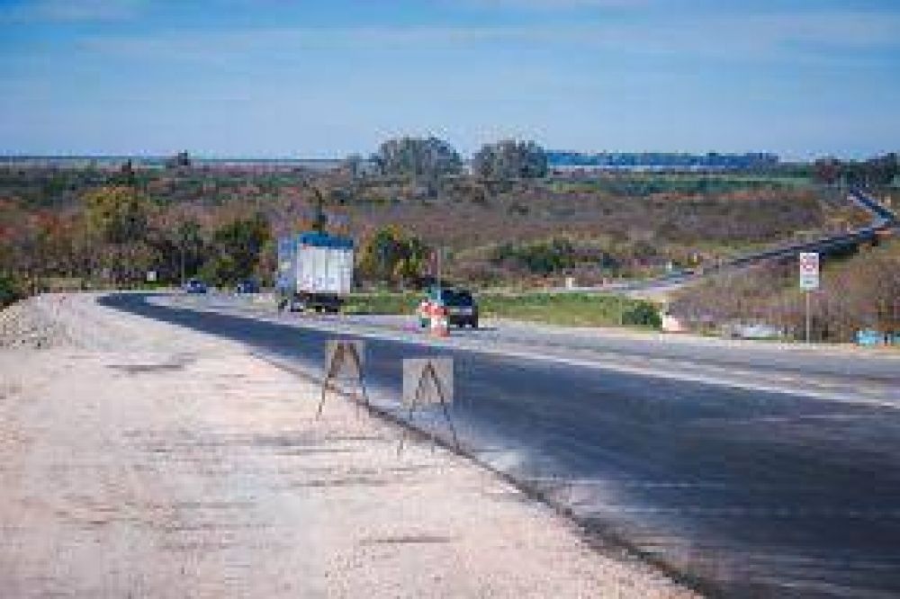 El director de Vialidad inform� que gestiona para retomar la obra de la ruta N� 1 