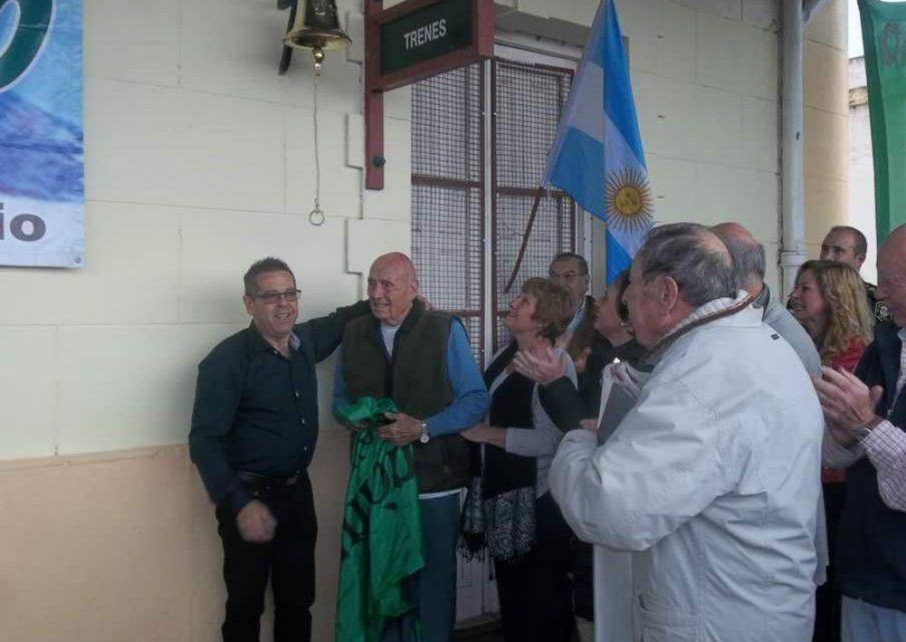 La campana fue restituida despu�s de 14 a�os, son� y los vecinos volvieron a so�ar