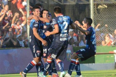Uni�n afronta un duro examen frente a Belgrano