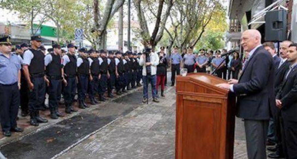 La Polic�a Comunitaria en otros cuatro barrios de Rosario