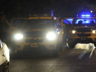 Un joven motociclista muri� al estrellarse contra un cami�n