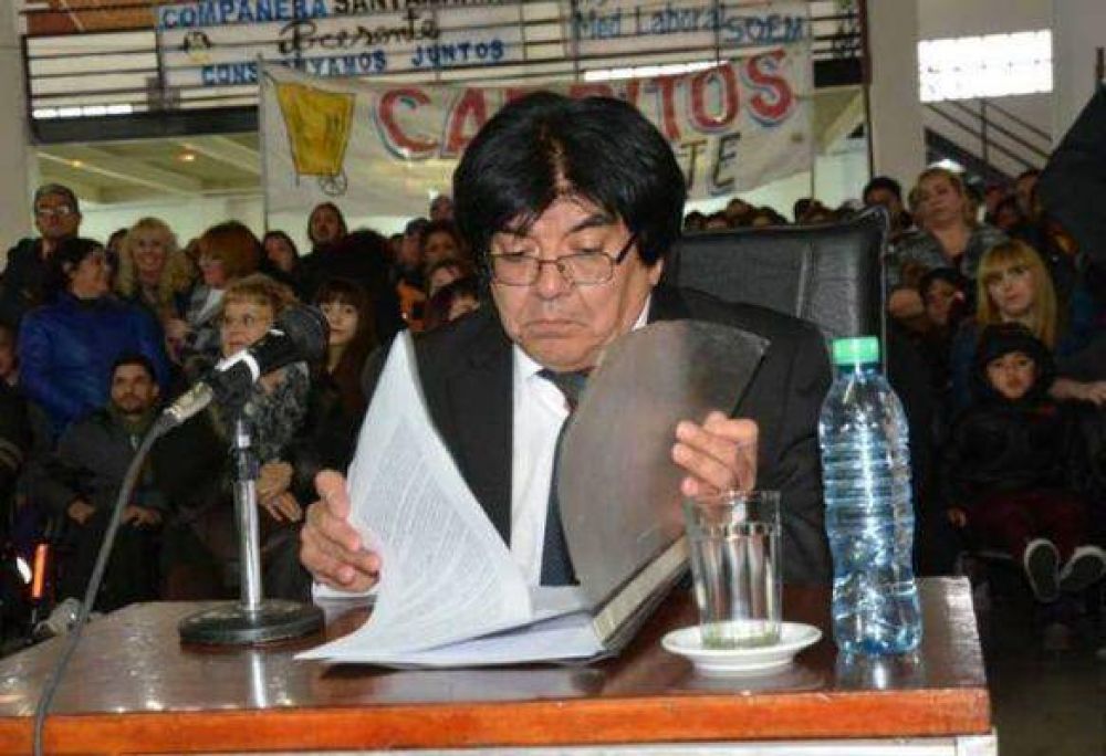 El Concejal Lucio Santucho pidi� que el Ejecutivo llame a paritarias