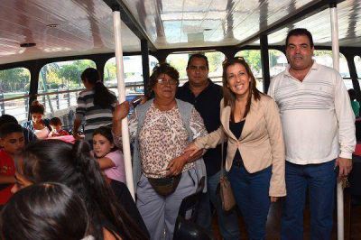 Turismo Social llev� a las trabajadoras barriales de Rinc�n a conocer el Delta
