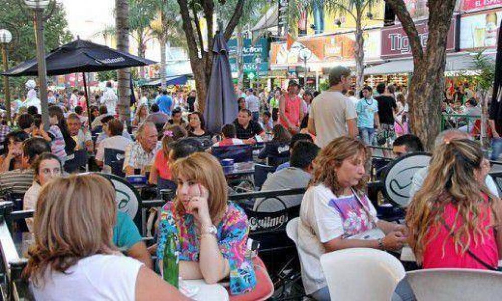 M�s de 100.000 turistas pasaron por C�rdoba el fin de semana largo