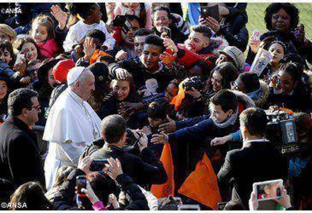 El Papa vuelve a la periferia romana visitando una parroquia de su dicesis