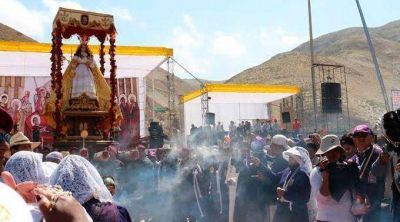 Per�: Arzobispo pide a la Virgen por la paz en zona convulsionada de Arequipa