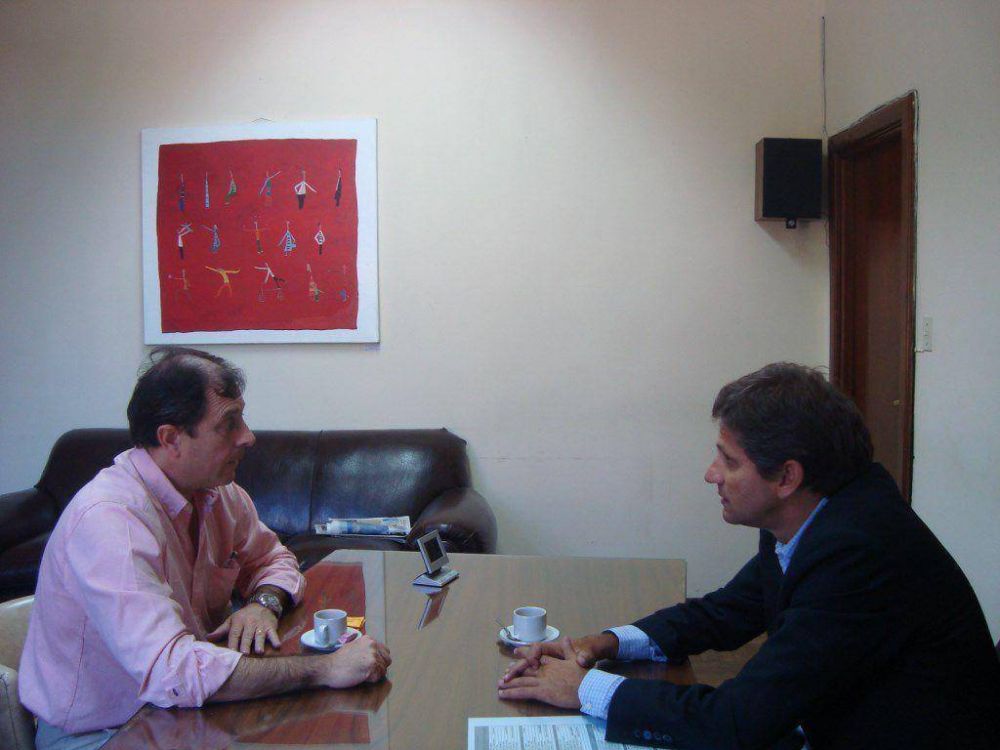 Ciano recibi� al presidente del Centro de Ex Combatientes
