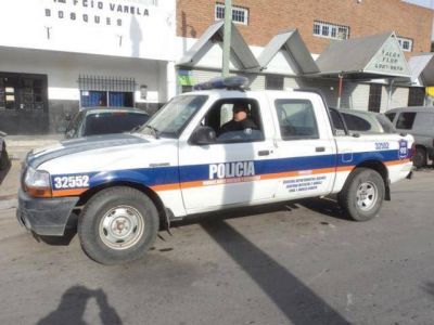 Tres detenidos por venta de drogas