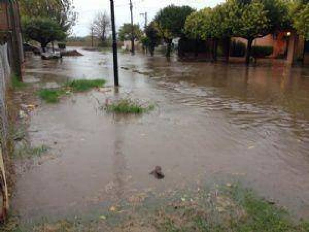 Diluvio con granizo y vientos de hasta 80 kil�metros