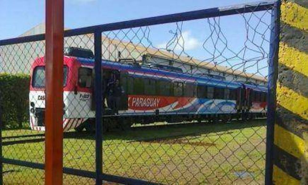 Denuncian que el tren de Zbikoski contamina las napas de agua