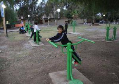 Transformar�n 9 plazas en gimnasios de uso p�blico